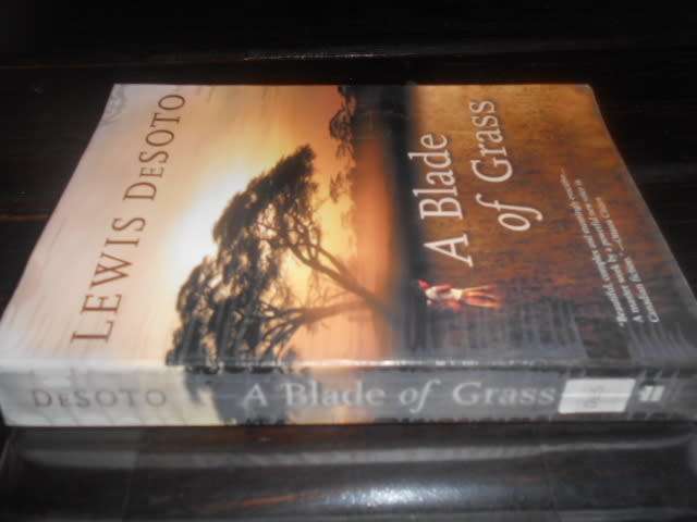 LEWIS DESOTO - A BLADE OF GRASS SOFTBACK BOOK  2003 NOVEL