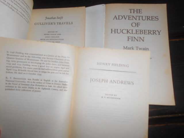 3 Penguin Classics - Gullivers Travels,  Joseph Andrews & Huckleberry Finn