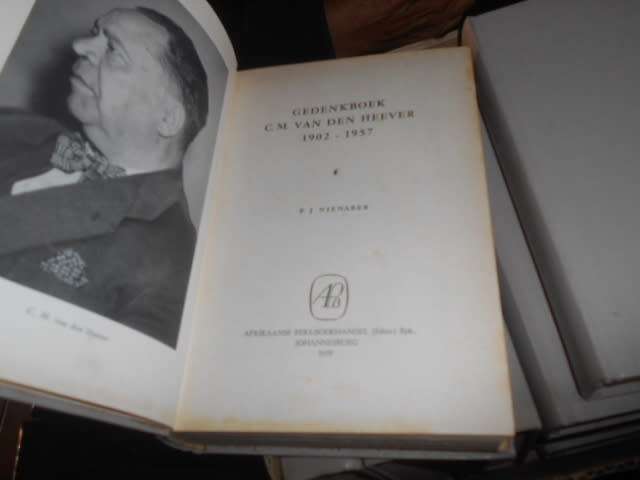 CM V D HEEVER - VOLLEDIGE   RARE  STEL 9 BOEKE VERSAMELDE WERKE met GEDENKBOEK 1959