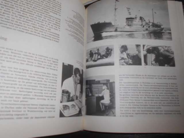 ANDRIES DU PLESSIS - DIE BEWARING VAN ONS ERFENIS  1974 Eerste ed.