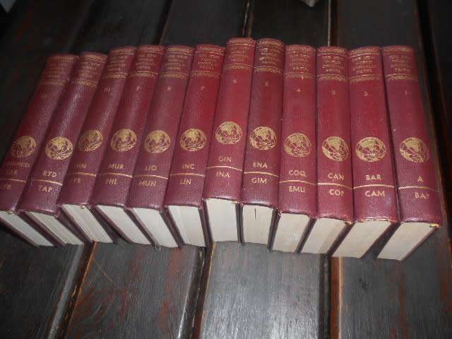 Full set of  12  The New World Encyclopaedia - Intern Pub. 1963 ed Bozman