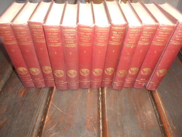 Full set of  12  The New World Encyclopaedia - Intern Pub. 1963 ed Bozman