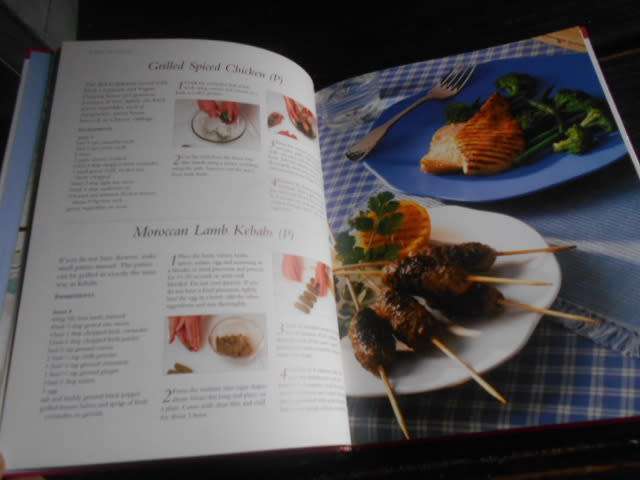 Food Combining Cookbook: Over 70 Simple,  based on Hay diet Healthy Recipes Every Occasion