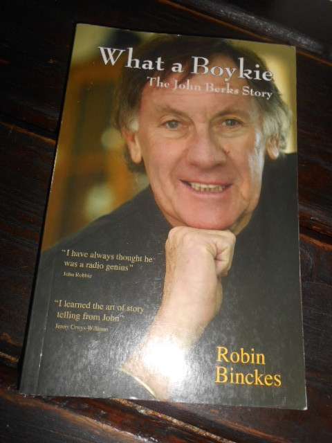 ROBIN BINCKES - WHAT A BOYKIE  (John Berks Story 2016 South Pub.