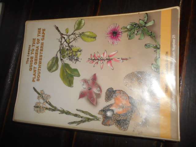 LEVYNS GUIDE -PLANT GENERA SOUTHWESTERN CAPE  - T Smith -Bolus Herbarium NO 21