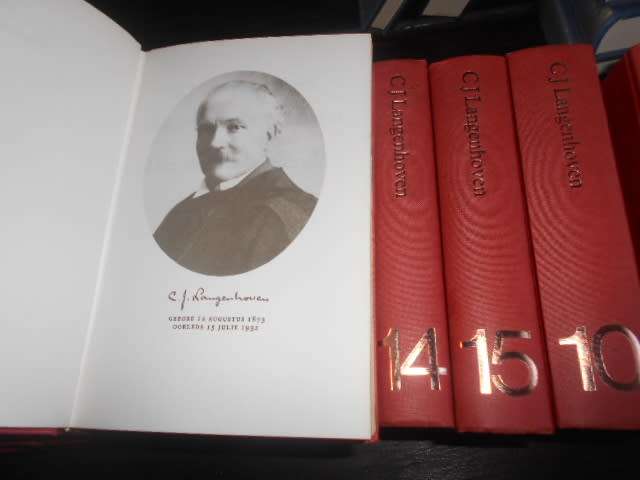 CJ LANGENHOVEN RARE VOLLE STEL VAN 16 BOEKE 1974 TAFELBERG