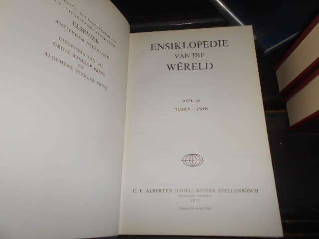 1973 ENSIKLOPEDIE WERELD - CF ALBERTYN  stel van 10,  met Indeks & kalendar van  eeue(2 boeke)