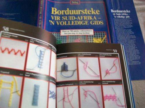 JAN EATON - BORDUURSTEKE VIR SUID-AFRIKA  GIDS 700 GEILLUS KLEURFOTOS -