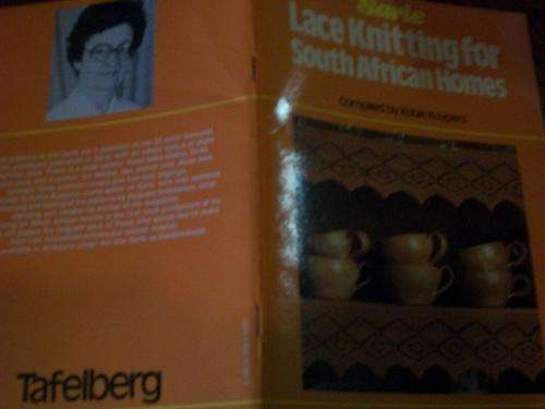 KOBIE KUYPERS - SARIE LACE KNITTING FOR SOUTH AFRICAN HOMES ILLUS. SOFTBACK WITH PATTERNS1983 1ST ED