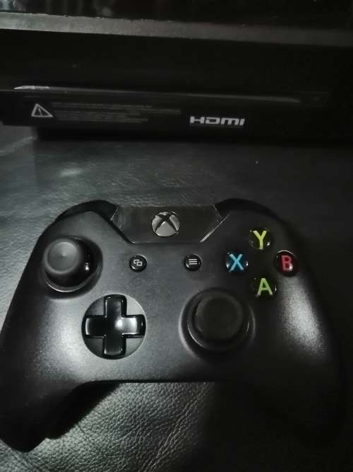 Xbox 1 500gb black console