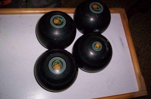 HENSELITE BOWLS