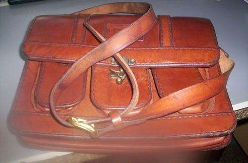 beniito genuine leather handbag