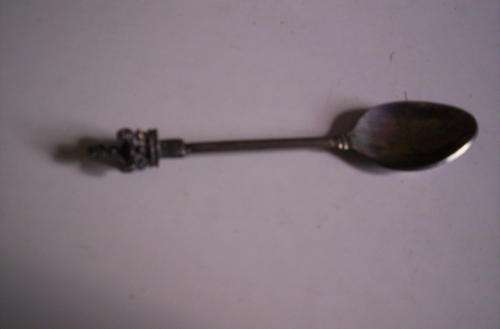 QUEEN ELIZABETH CROWN TEA SPOON W.A.P.W. G.T. BRITIAN