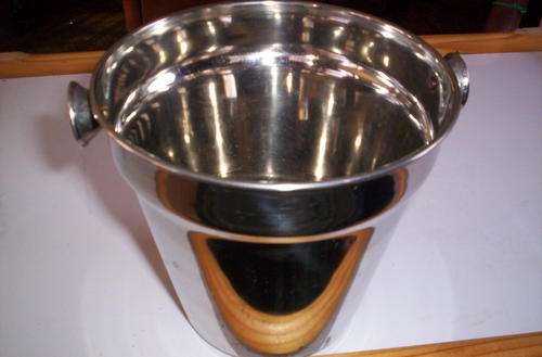STAINLESS STEEL ICE BUCKET