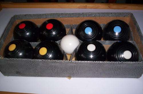 CARPET BOWLS