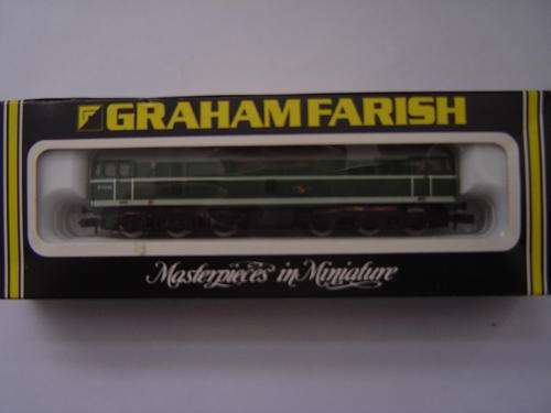 GRAHAM FARISH No 8064 CLASS 31 DIESEL LOCO BR GREEN