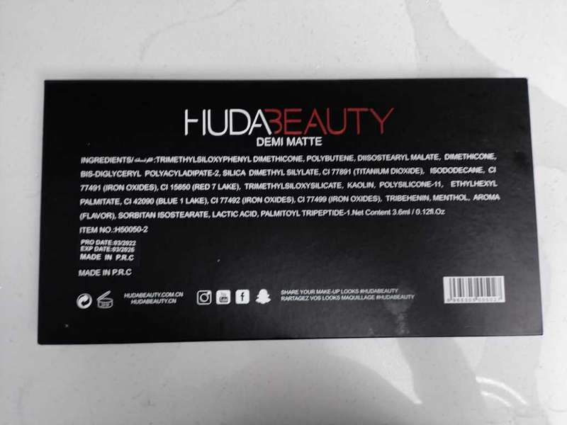Huda Beauty Demi Matte 12 liquid lipstick set