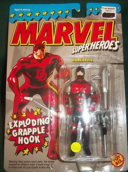 A RARE 1994 MARVEL SUPER HEROES DAREDEVIL FIGURE BY TOY BIZ, UNOPENED