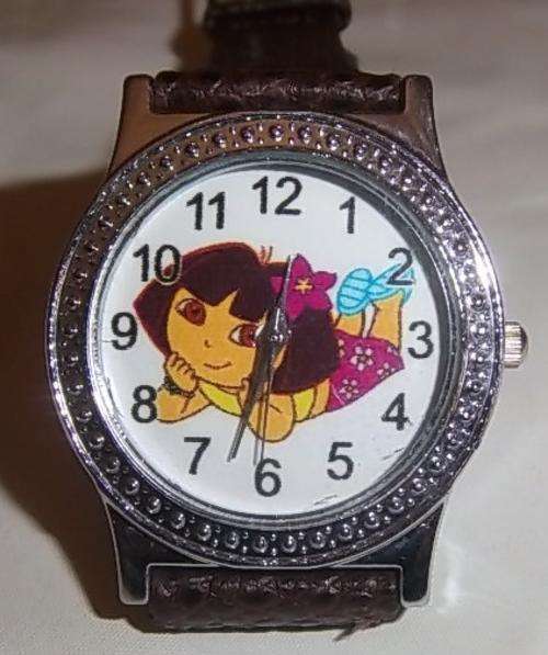 A KIDS QUARTZ WRIST WATCH