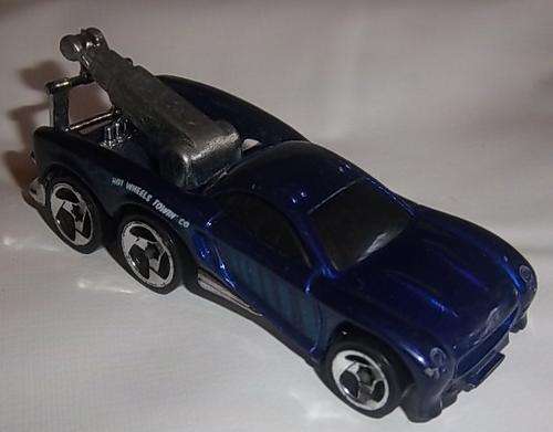 A 1997 HOTWHEELS TOW JAM