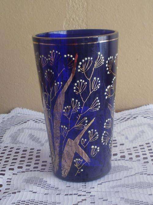 STUNNING MURANO VASE WITH GOLD OVERLAY