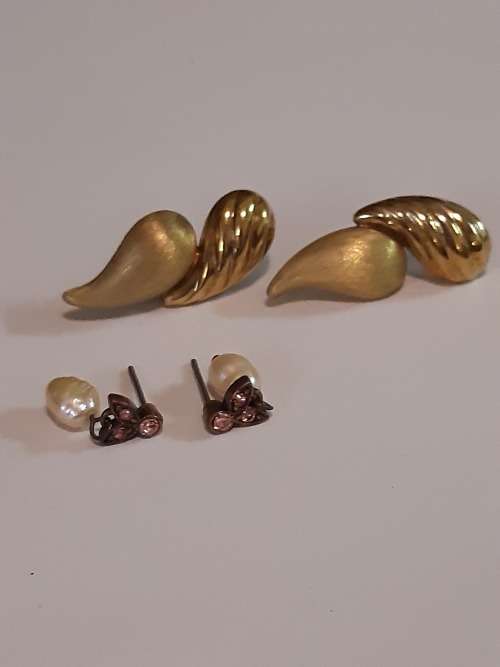 Earring Bundle 2x Sets
