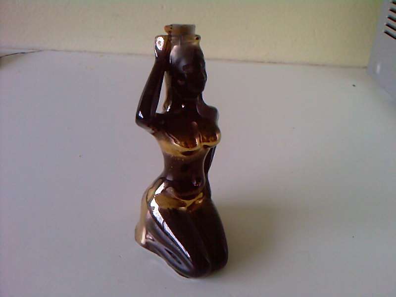 LIQUOR BOTTLE - SHAPE OF WOMAN