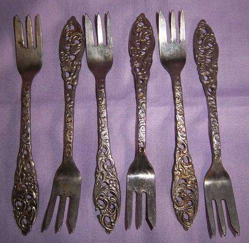 SET X6 HOLLAND CAKE FORKS