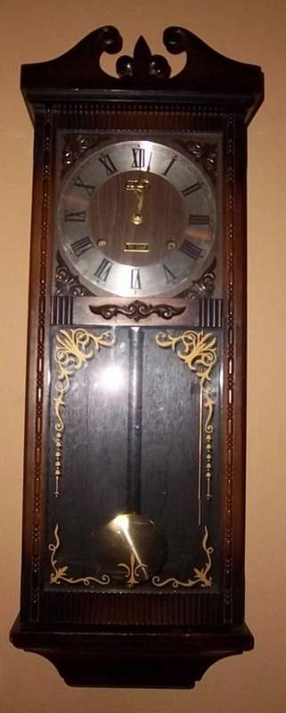 A VERY NICE RHYTHM 30DAY WALL CLOCK