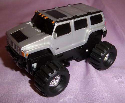A SMALL BATTERY CAR WITH 2WD AND 4WD SETTINGS BY SOMA