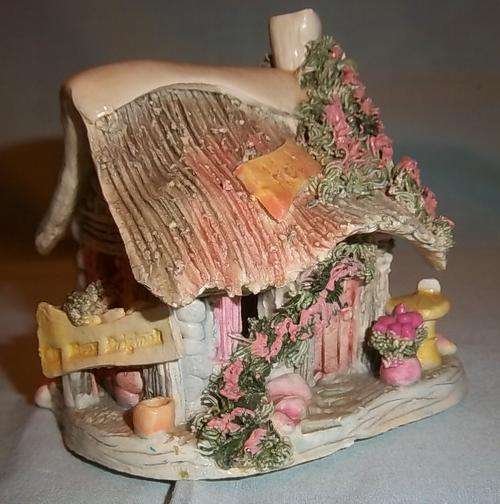 A VERY NICE LITTLE COTTAGE (CLAY HOUSE ORIGINALS)
