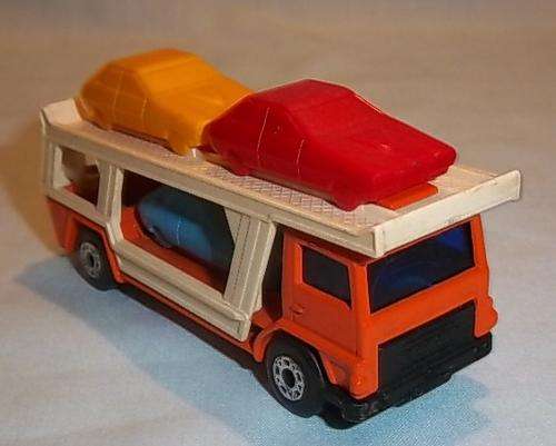 MATCHBOX SUPERFAST CAR TRANSPORTER