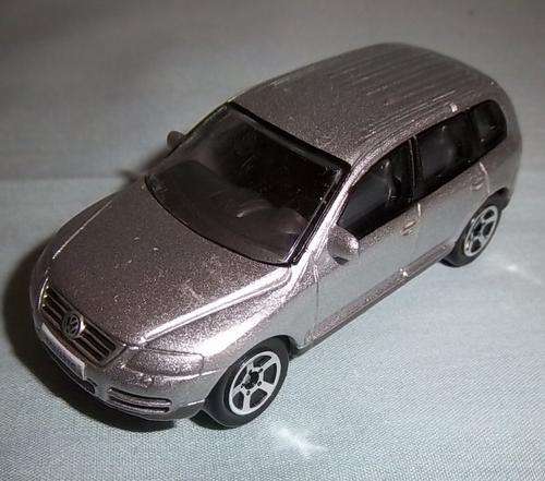 A VW TOUAREG BY REALTOY