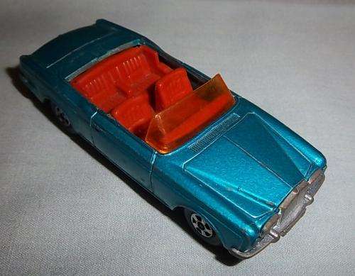 A MATCHBOX SUPERFAST ROLLS ROYCE SILVER SHADOW COUPE, MB69
