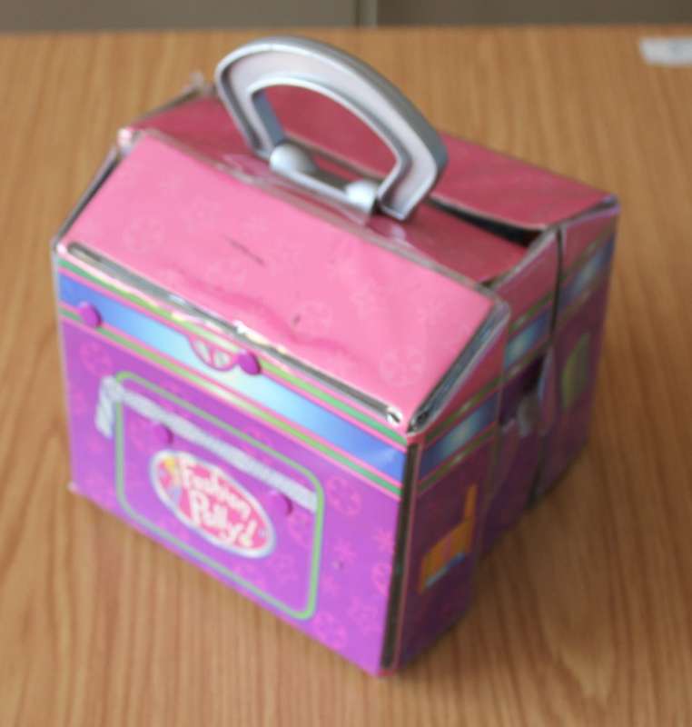 Polly Pocket - Super Stylin Mall - Salon and Bakery - Fold Case
