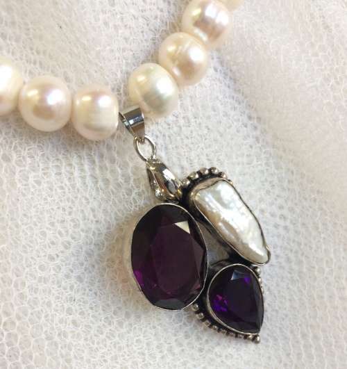 Genuine Pearl Necklace with Pendant - Stunning Large Pearls