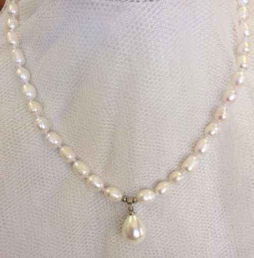 Genuine White Baroque Cultured Pearl Necklace with Shell Pearl Pendant - Stunning