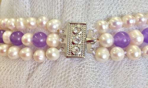 Gorgeous Genuine Pearl Triple Strand Necklace