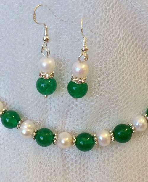 Genuine Pearl and Green Malaysia Jade Necklace - Free Earrings