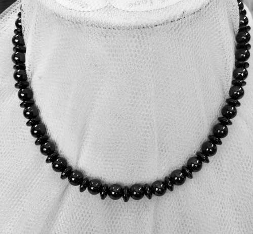 Magnetic Hematite String