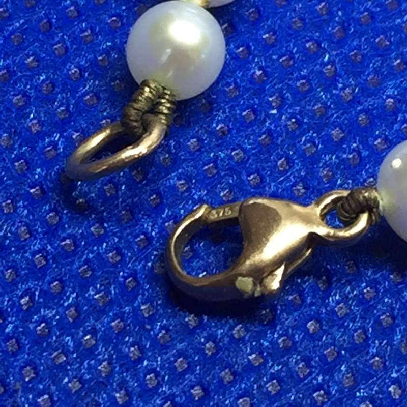 Vintage Genuine Pearl Necklace with 9ct Gold Clasp