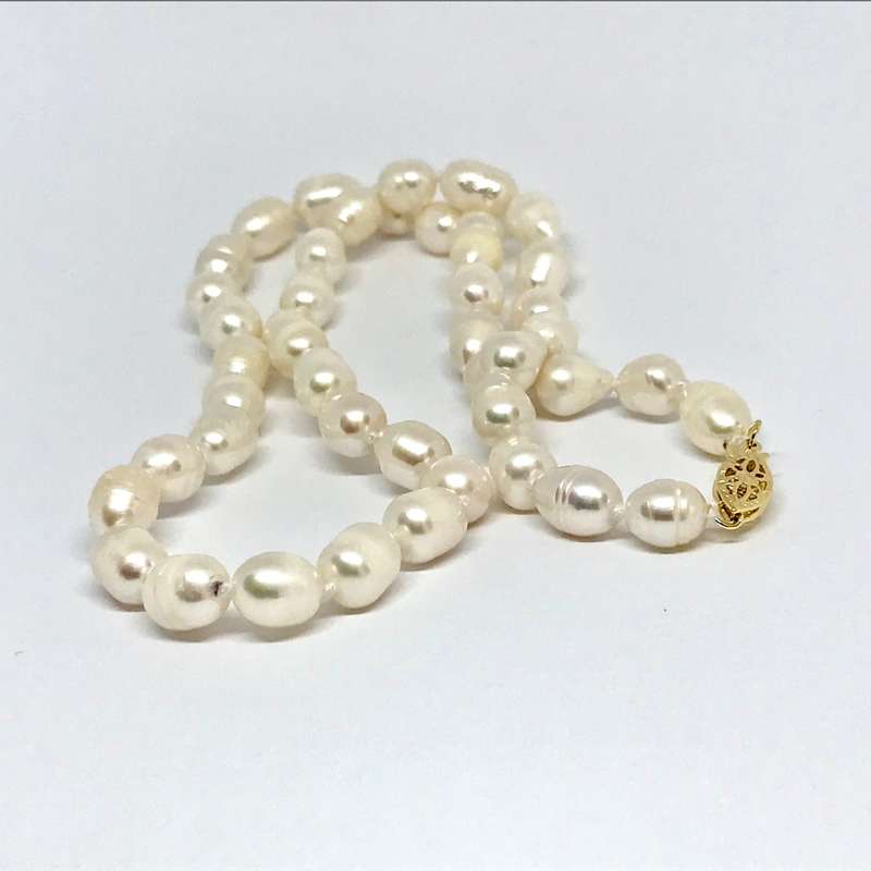 GENUINE WHITE BAROQUE PEARL NECKLACE