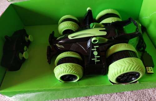 RC Stunt Car(Stunt Tumbling Wheel)Please Read