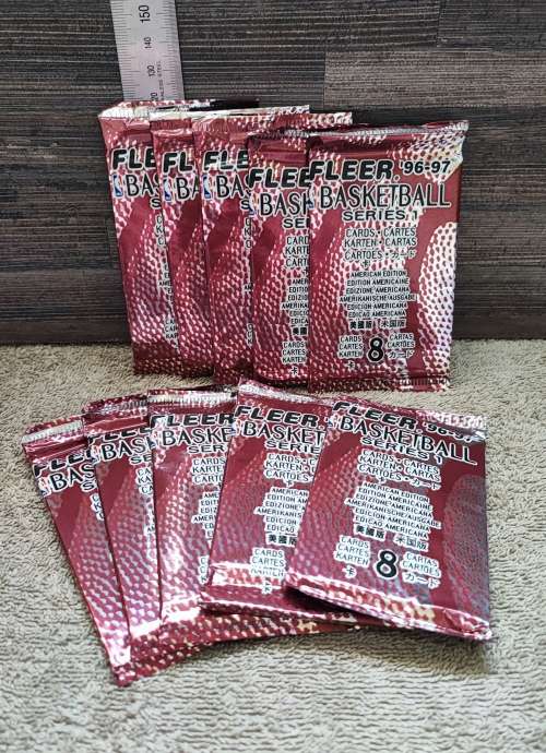 96/97 Fleer NBA Basketball Trading Cards(Bid per packet)