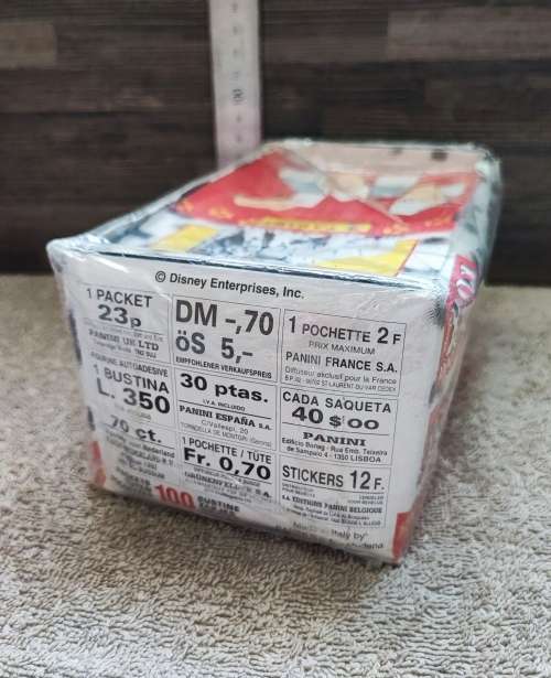 1996 Panini Disney`s 101 Dalmatians The Movie Collectible Stickers(Factory Sealed Box)