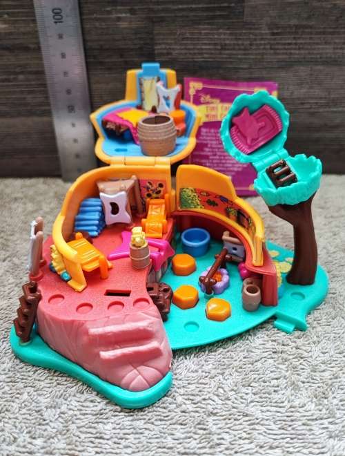 1995 Disney Pocahontas Mini Collection(Polly Pocket)