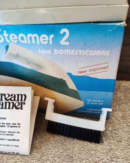 Vintage Domesticware Dream Steamer 2 plus one extra item