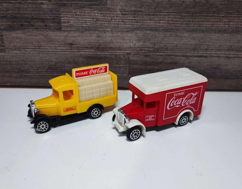 Vintage Tome Coca Cola Trucks