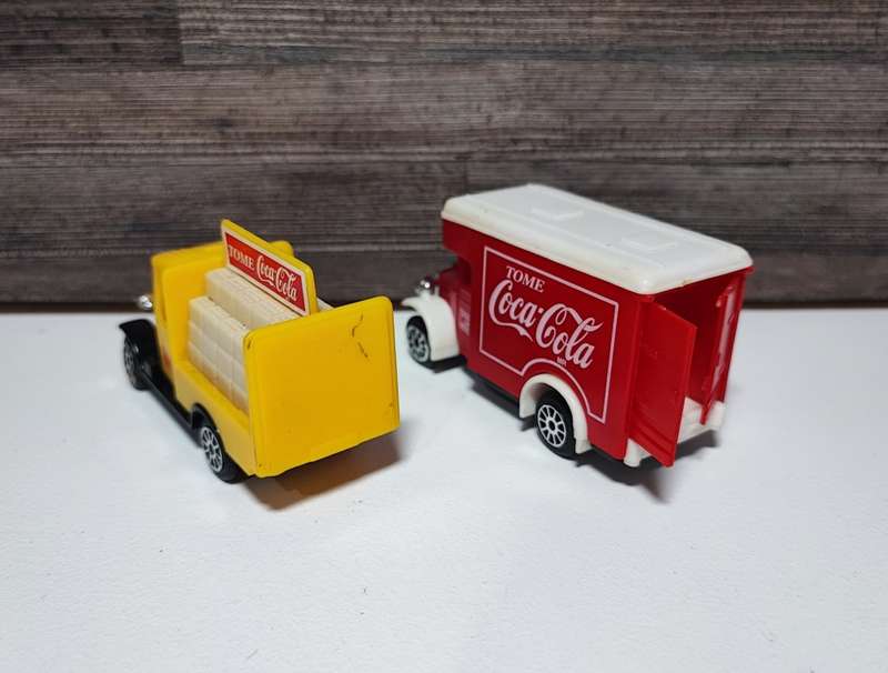 Vintage Tome Coca Cola Trucks
