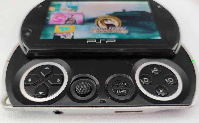 Sony PSP GO